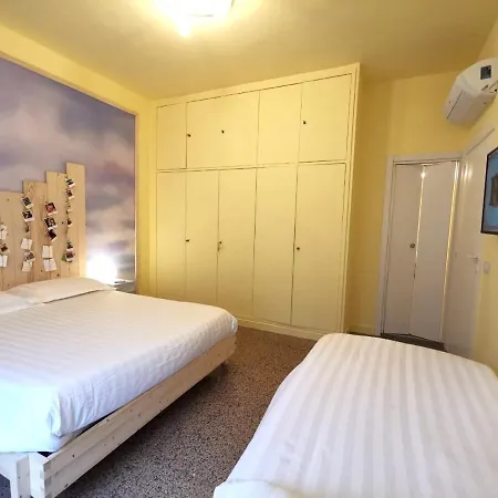 Red Carpet Rooms Bari Exterior photo